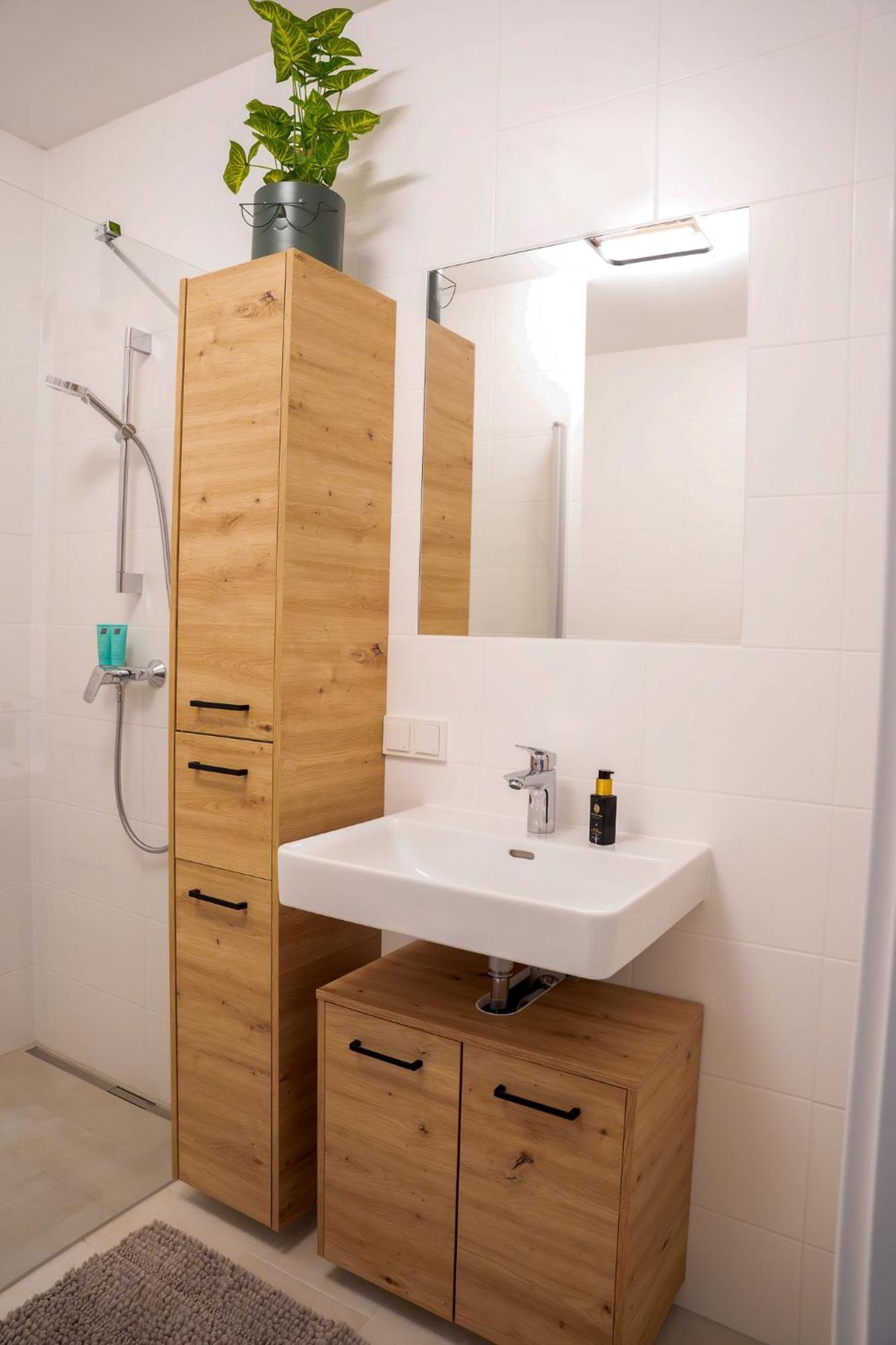 Apartment Eggenberg - - Self Check-in *
